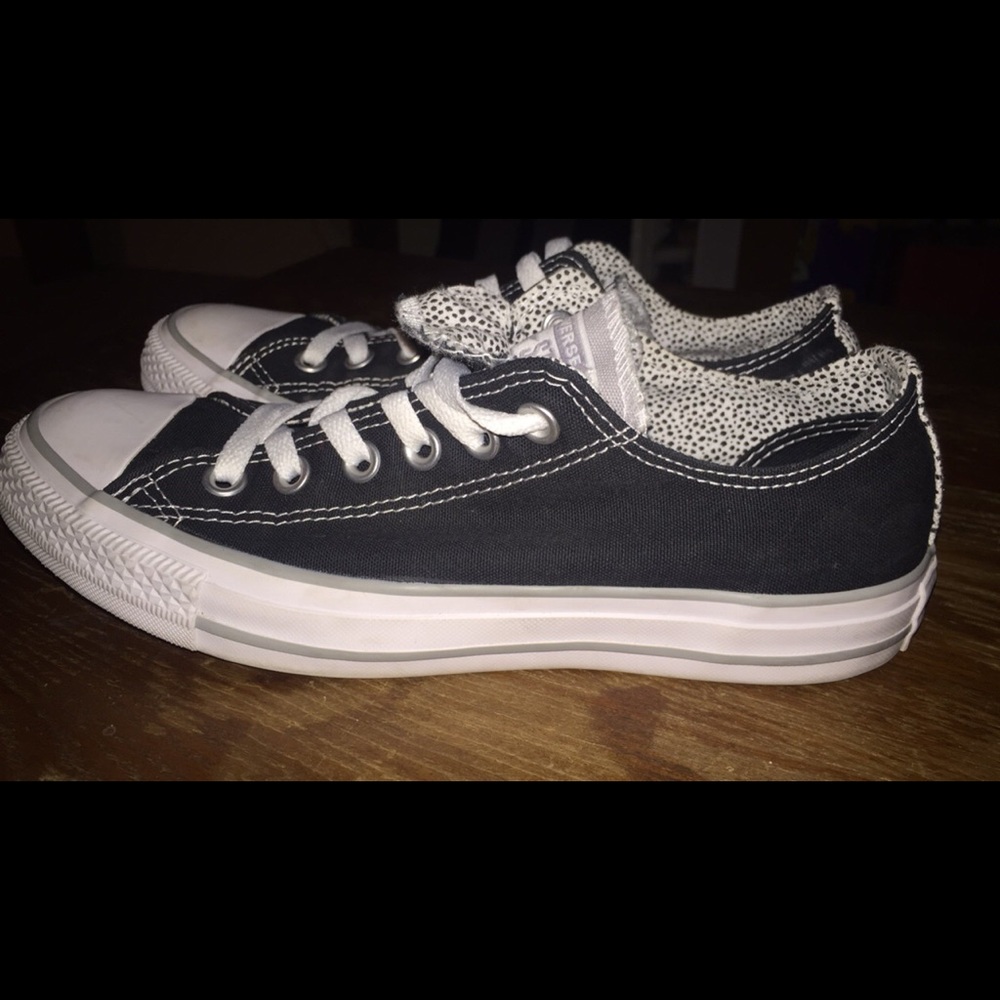 Converse - Picture 2 of 2